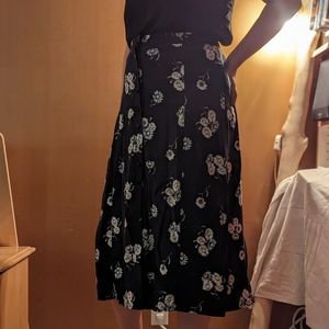 ❗3 for 20❗Floral skirt